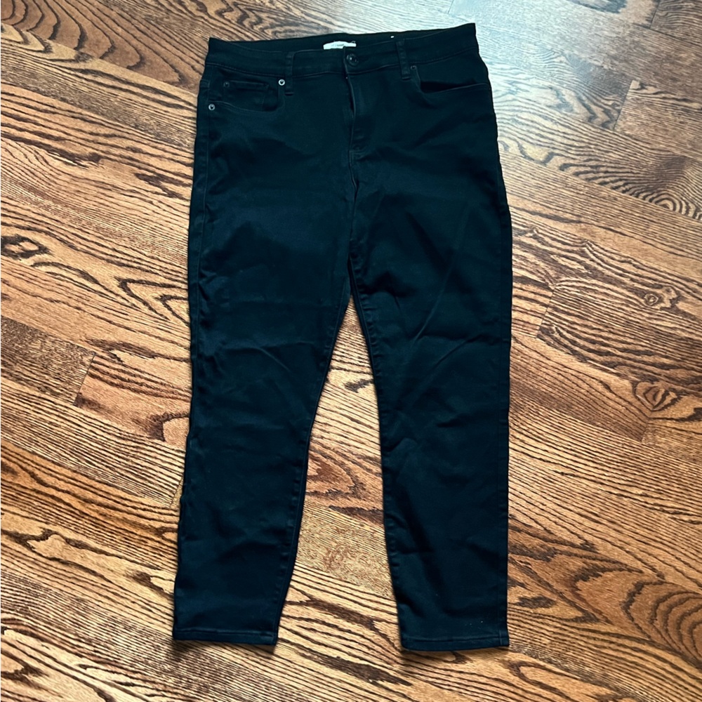 STS Blue Ankle Skinny Stretch Jean in Black